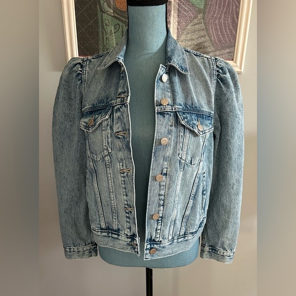 GAP Jean Jacket Size Medium Puff Sleeve Icon Denim Jacket NWT 100% Cotton - Picture 6 of 10